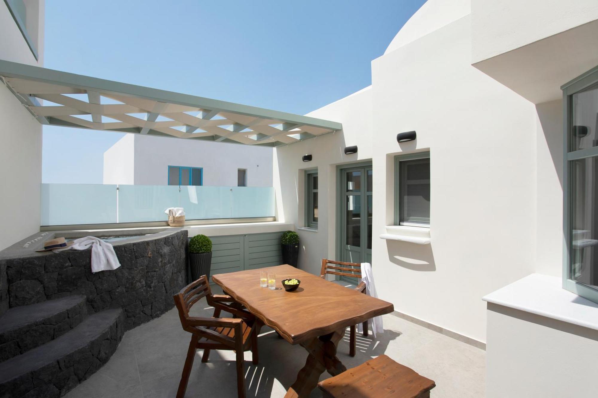 New Villa Katerina - 6 Villas & 6 Private Jacuzzi Emporio  Экстерьер фото
